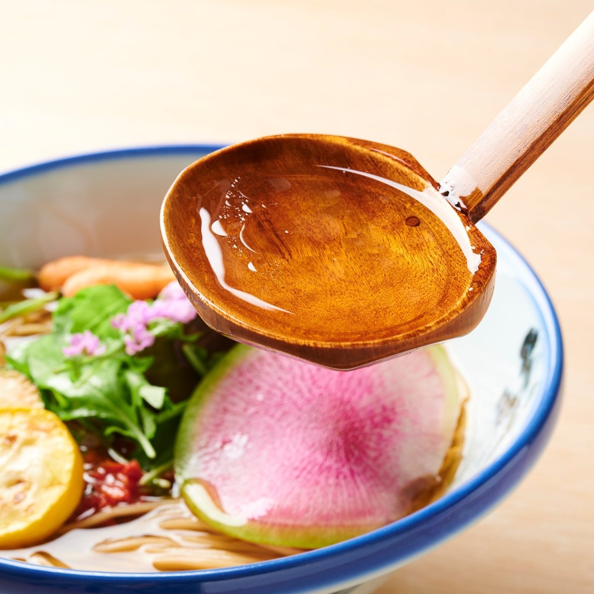 "好きな野菜で仕上げる" ヴィーガンらーめん 4食入り - らーめんAFURI 公式通販サイト