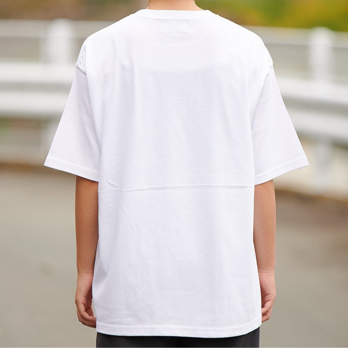 阿夫利 タイポグラフィTシャツ(WHITE) - らーめんAFURI 公式通販サイト